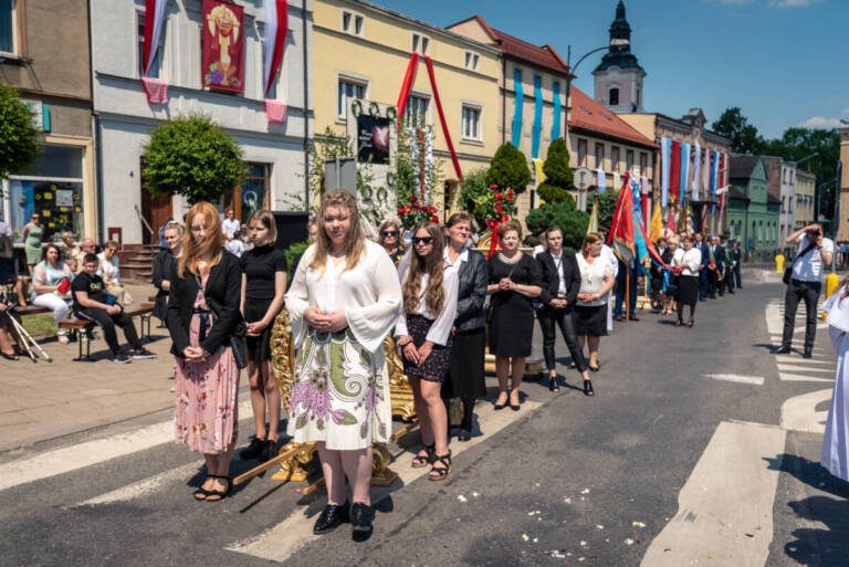 Procesja na rynku w Krobi