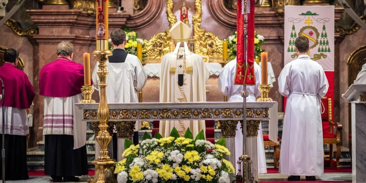 Poświęcenie pomnika św. Jana Nepomucena w Krobi