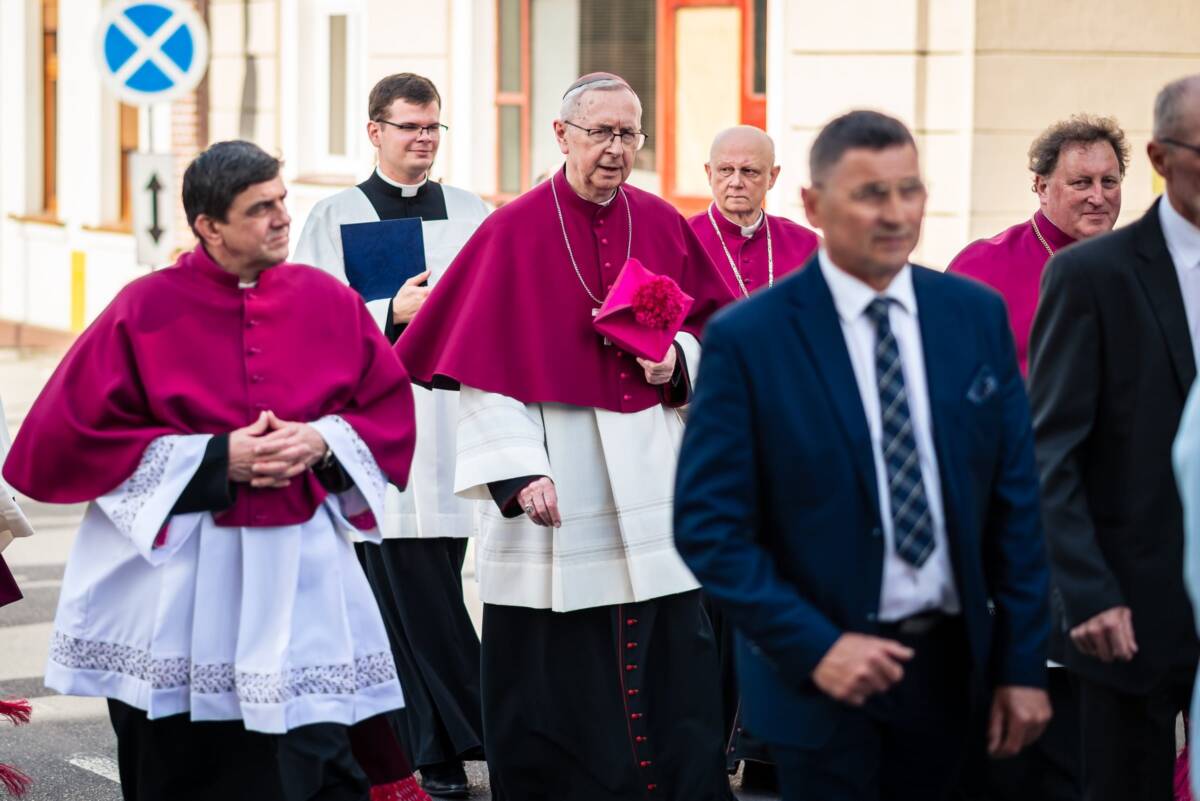 Poświęcenie pomnika św. Jana Nepomucena w Krobi