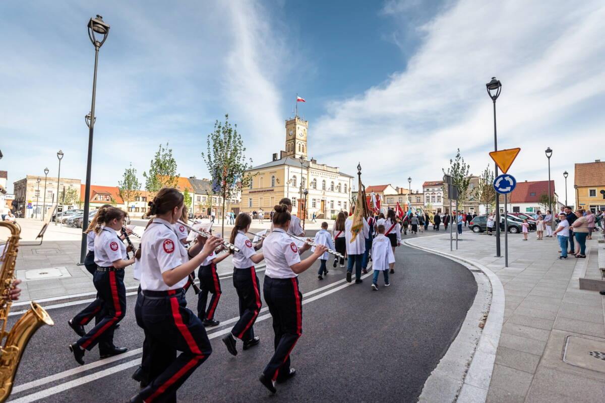 Poświęcenie pomnika św. Jana Nepomucena w Krobi