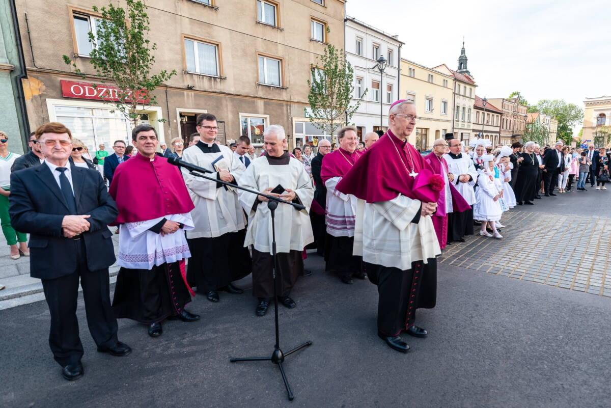 Poświęcenie pomnika św. Jana Nepomucena w Krobi
