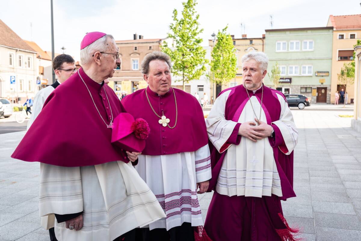 Poświęcenie pomnika św. Jana Nepomucena w Krobi